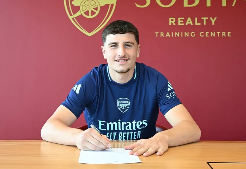 Maldini Kacurri: "It's a no-brainer to stay"