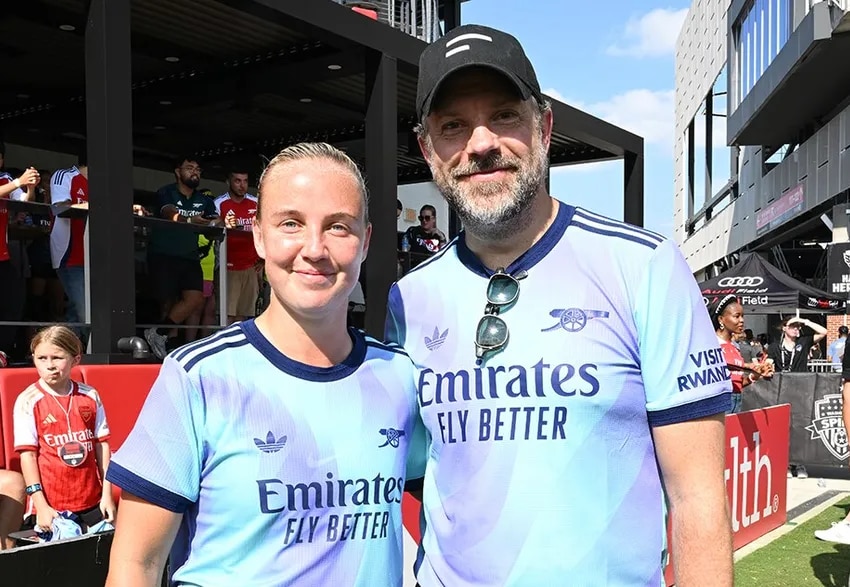 Jason Sudeikis stars in US tour opener gallery!