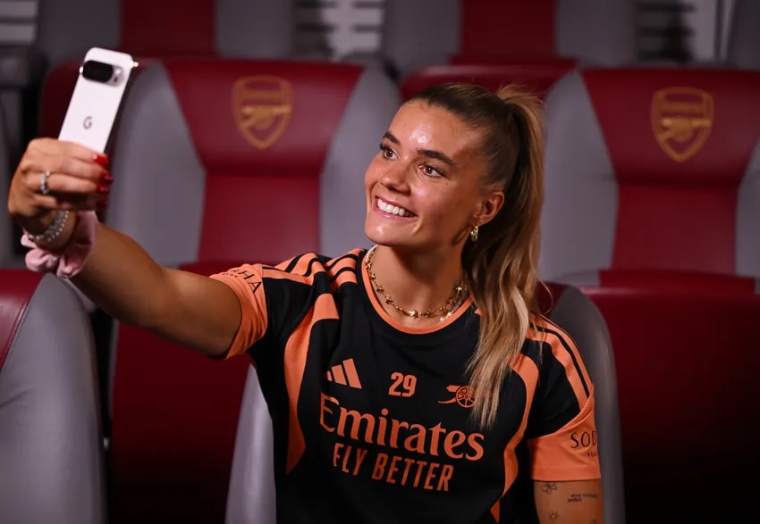 Download our 2026/27 WSL fixtures to your phone!