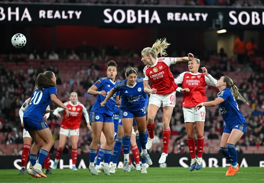 Leah Williamson's bullet header v Leicester
