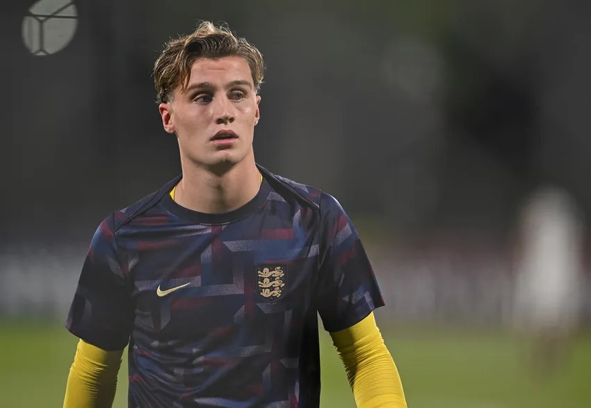 Porter keeps clean sheet in England U17 win
