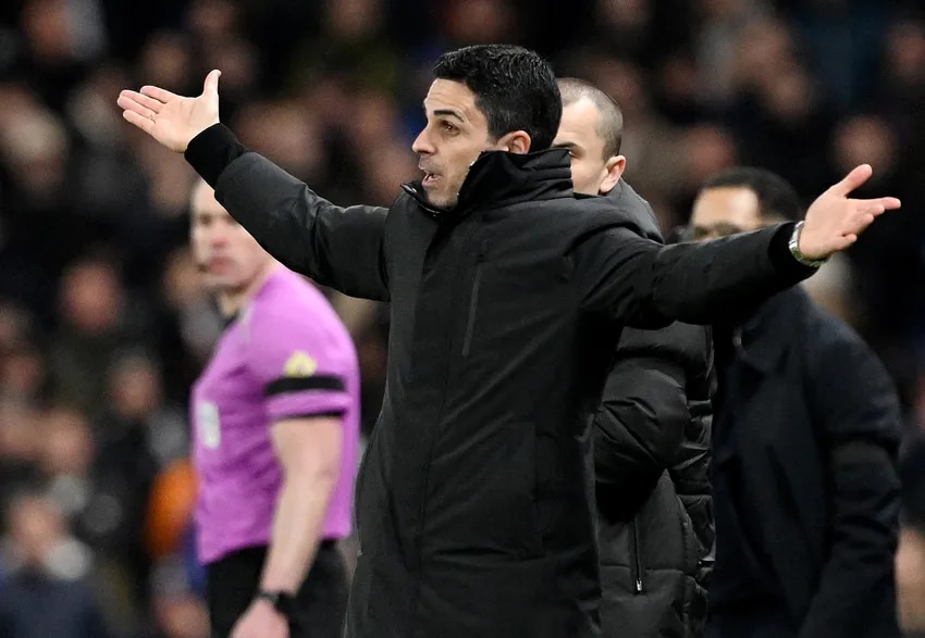 Bench Cam: Arteta reacts to thriller at Chelsea