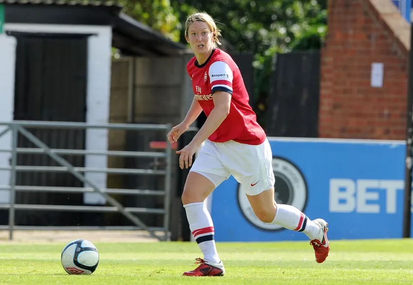 Ciara Grant on Vik Akers, trophies and broken noses