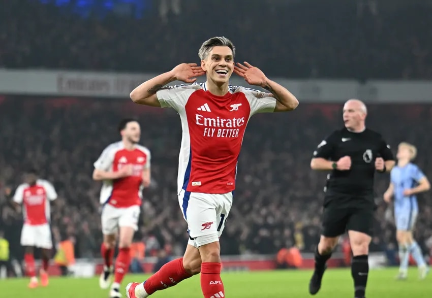 Watch every Leandro Trossard goal for The Arsenal