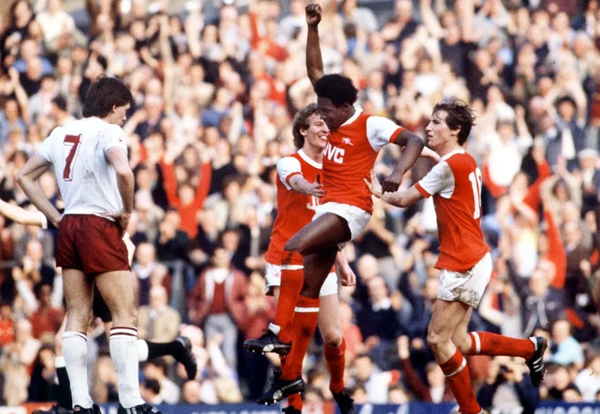 The Arsenal cult hero who also shone at Sporting