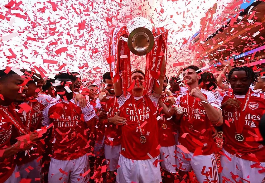 Stuart MacFarlane picks his top snaps of the season!