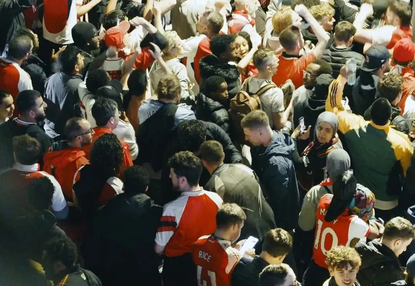 Gooners took the mic to share what it means to be champions