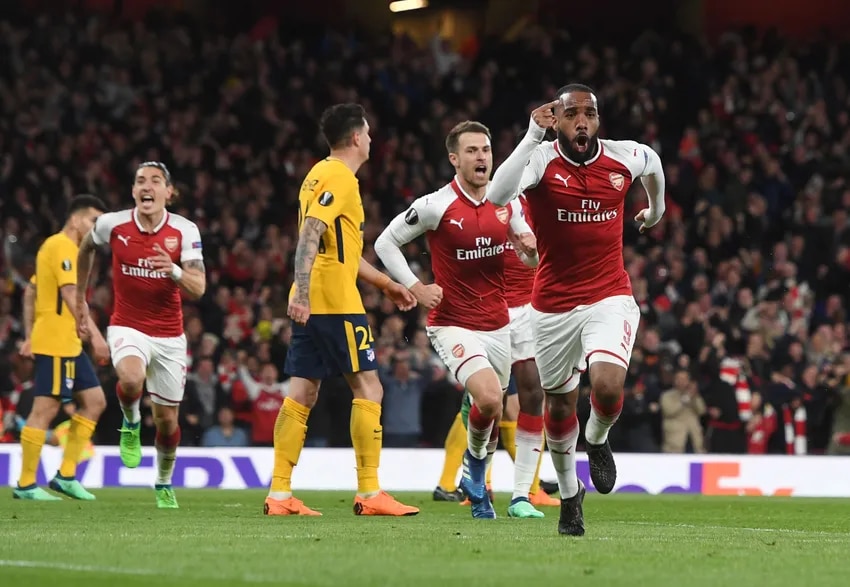💥 Lacazette lets fly!