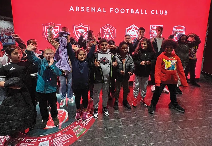 Deaf children visit Emirates