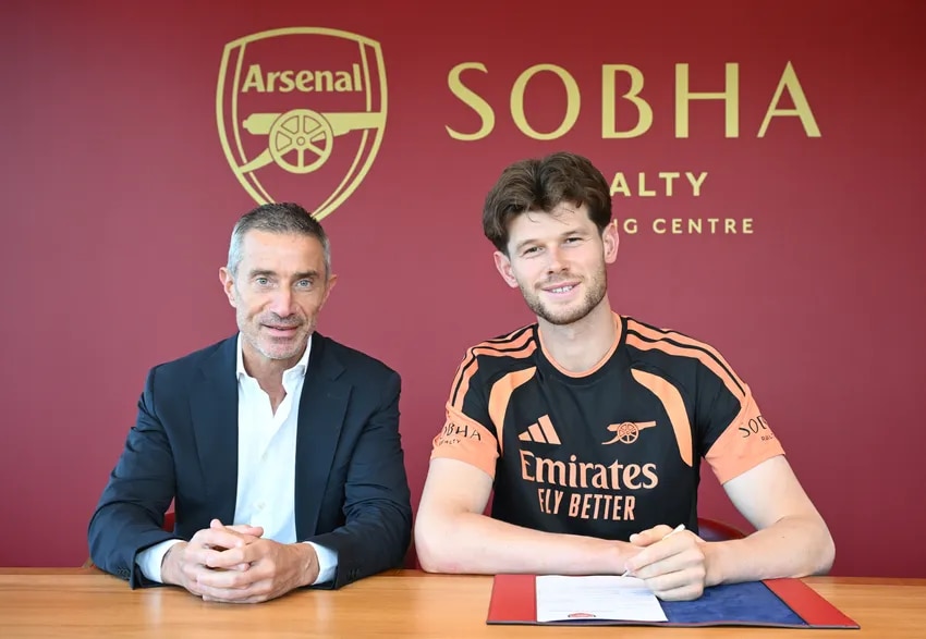 Illan Meslier signs for Arsenal