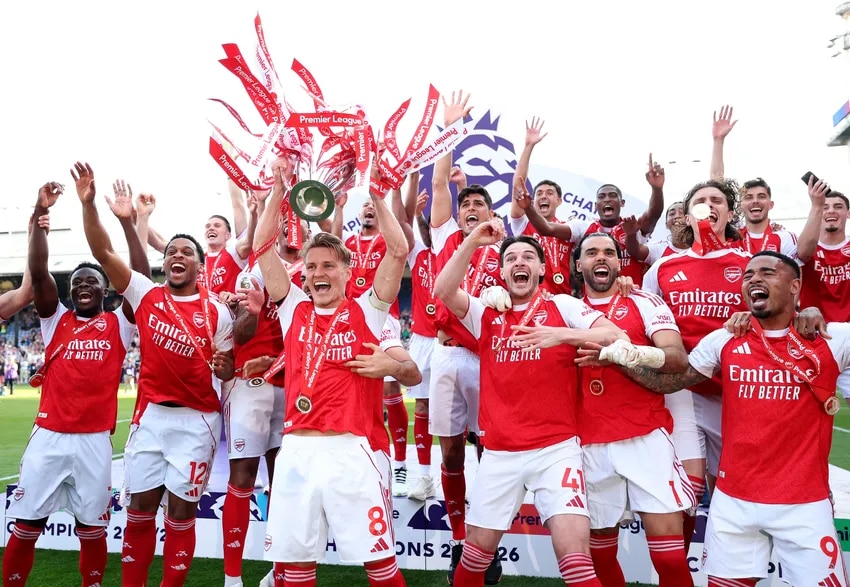 Watch our Premier League trophy celebrations in full!