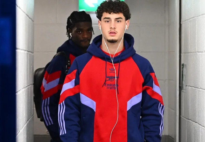 Tommy Setford: Get to know our young goalkeeper